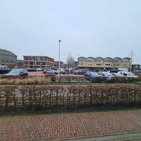 Airbnb 'Logeren Aan Het Plein' In Het Centrum Van Meppel Eksteriør billede