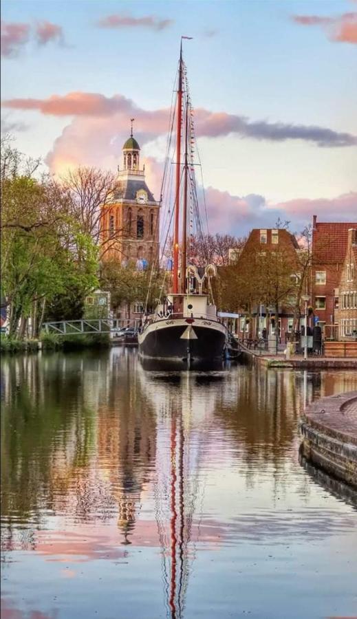 Airbnb 'Logeren Aan Het Plein' In Het Centrum Van Meppel Eksteriør billede