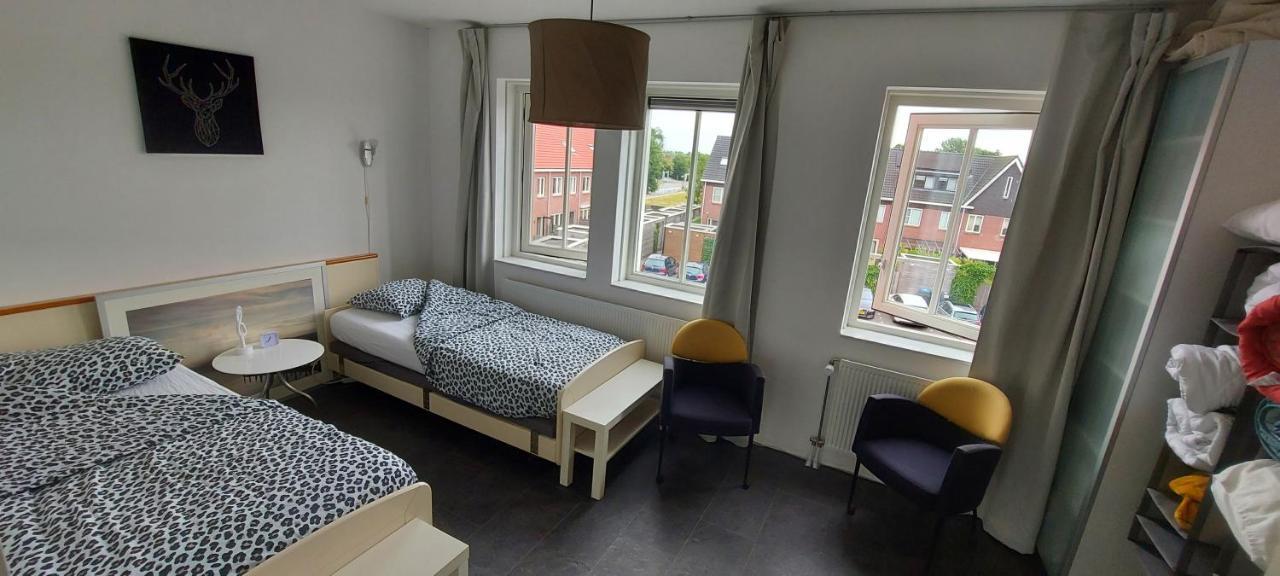 Airbnb 'Logeren Aan Het Plein' In Het Centrum Van Meppel Eksteriør billede