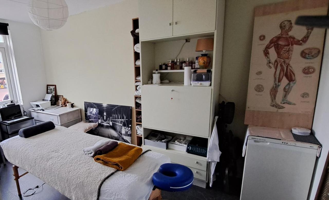Airbnb 'Logeren Aan Het Plein' In Het Centrum Van Meppel Eksteriør billede