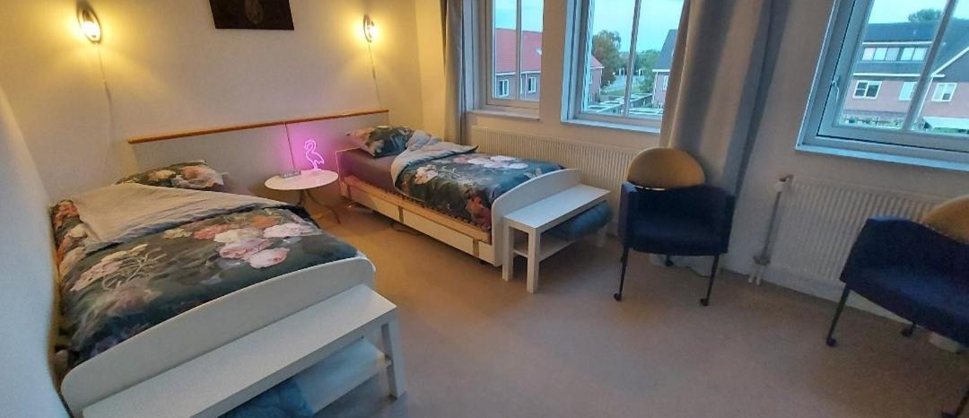 Airbnb 'Logeren Aan Het Plein' In Het Centrum Van Meppel Værelse billede
